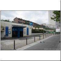 Ceinture 19 RER C Porte de Clichy 2015-04-25 02.jpg